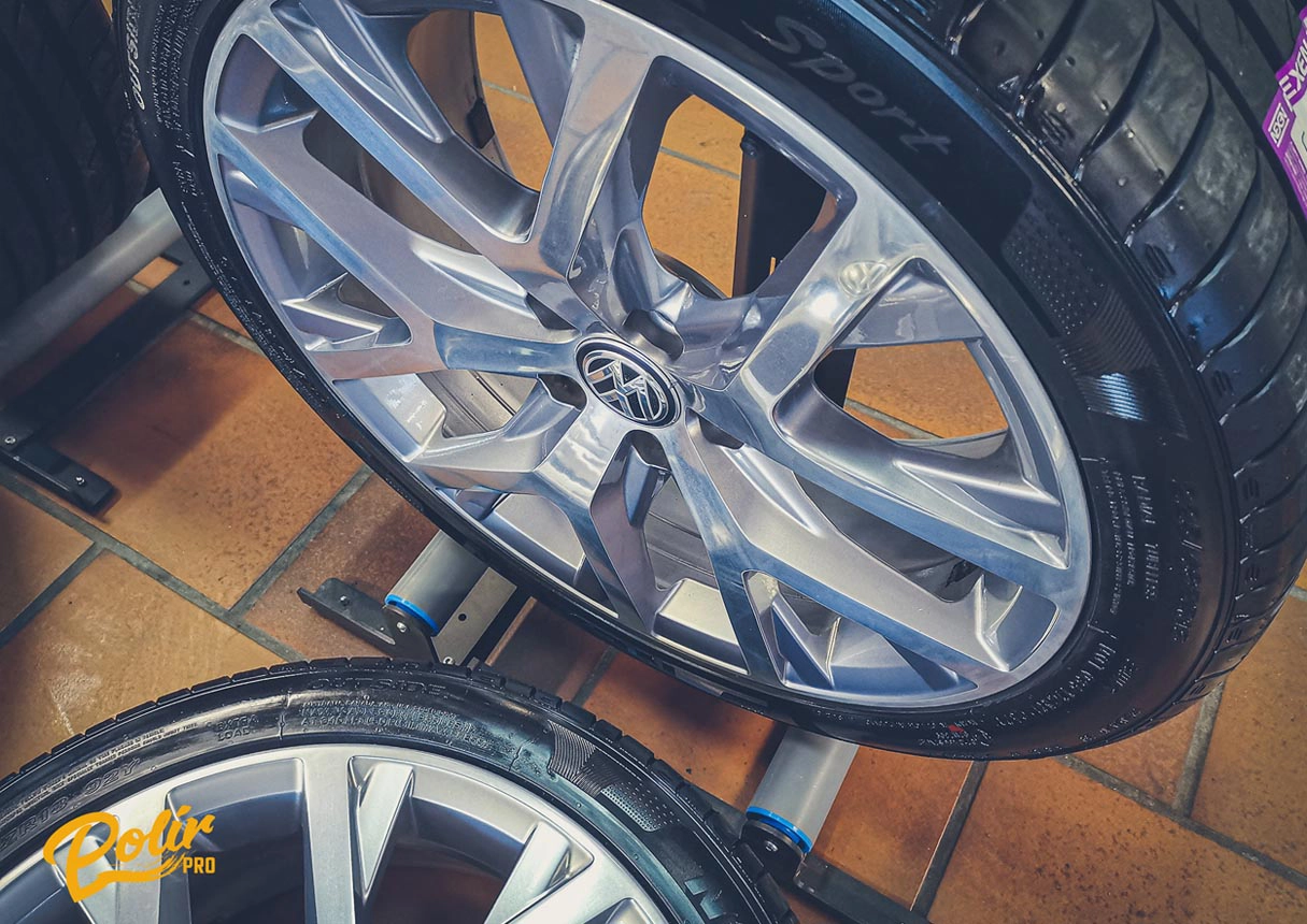 Skoda Octavia megtisztított motortér