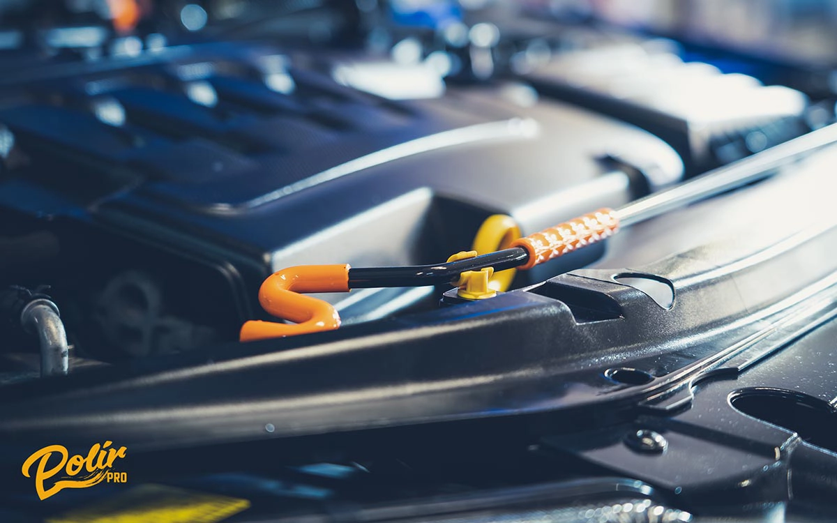 Motortértisztítás